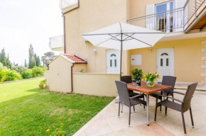 Color Apartments, Mlini